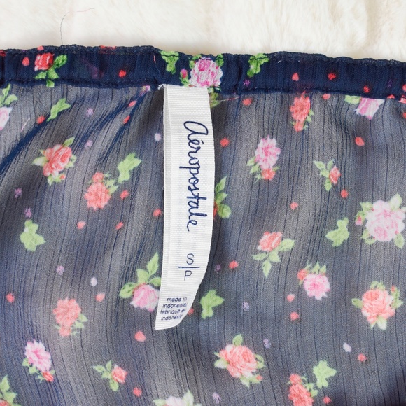 Aeropostale Floral Cropped Tank Top Small - Picture 3 of 3